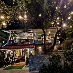 Park Avenue 2443 Guest house Pasay